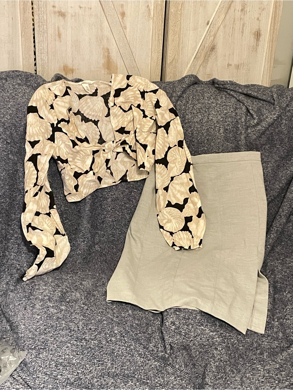 H&M Black & Beige Floral Cropped Blouse with Cream Midi Skirt